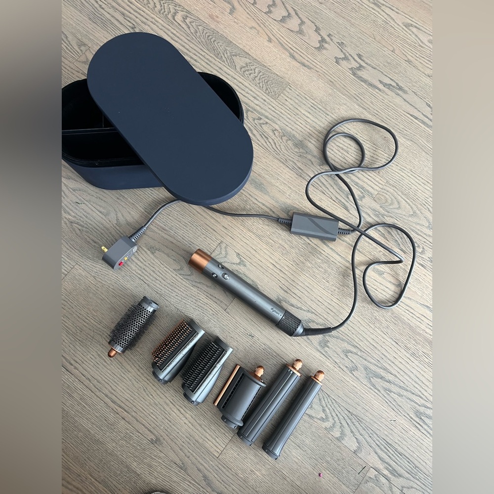 Dyson Airwrap Hair Styling Tool Set with Attachments